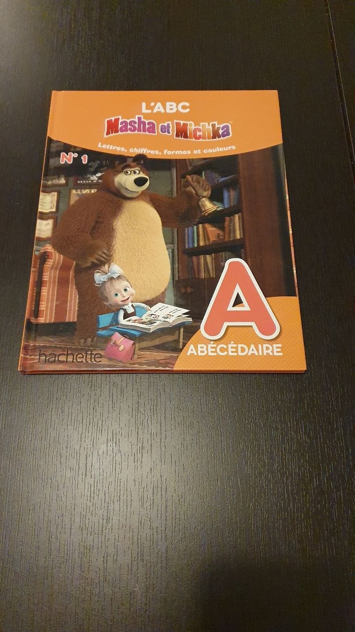 L'abc de Masha et Michka