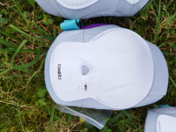 Protections genoux,poignets et coudes 9-15 ans - photo numéro 3