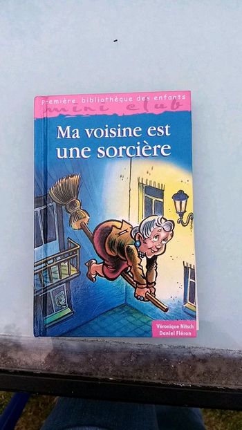 Ma voisine est une sorcière