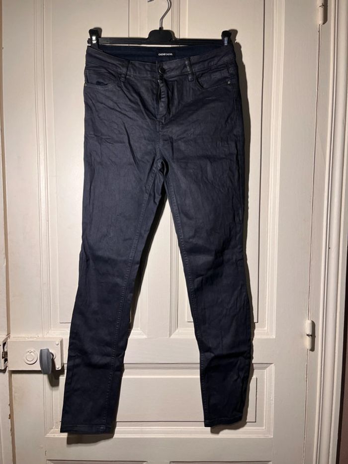 Jeans enduit simili cuir cache cache 36