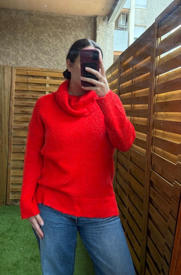 Pull col roulé rouge - photo numéro 3