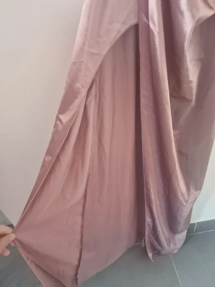 Robe de cocktail - photo numéro 2