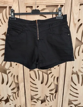 Short noir T 42 Ann Christine