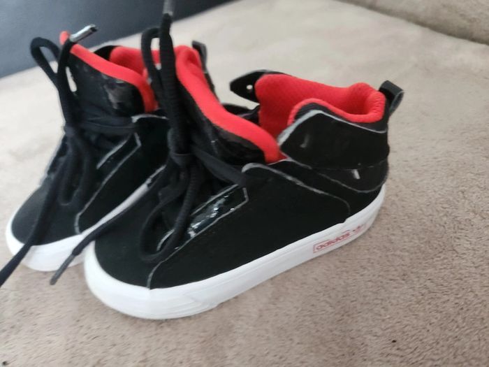 Bottines garçon  Adidas taille 22 - photo numéro 6