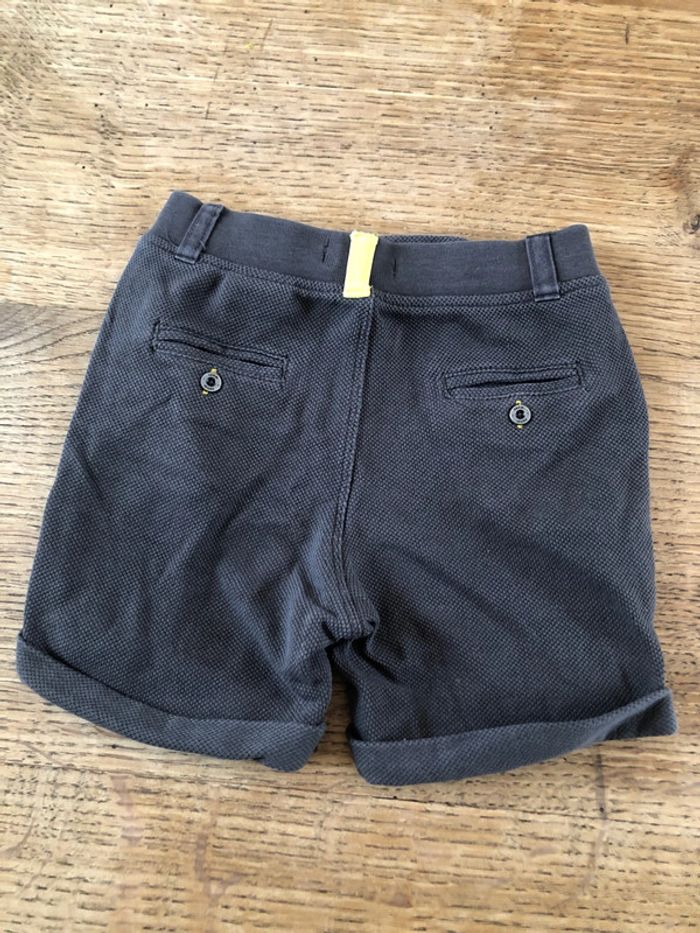 Short 2 ans neuf - photo numéro 2
