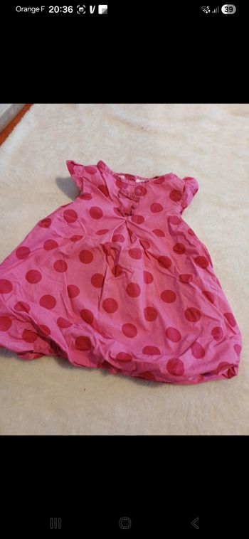Robe bébé taille 9 mois