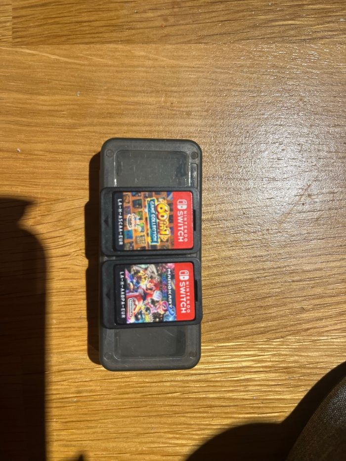 Switch avec accessoires jeux et sacoches - photo numéro 9