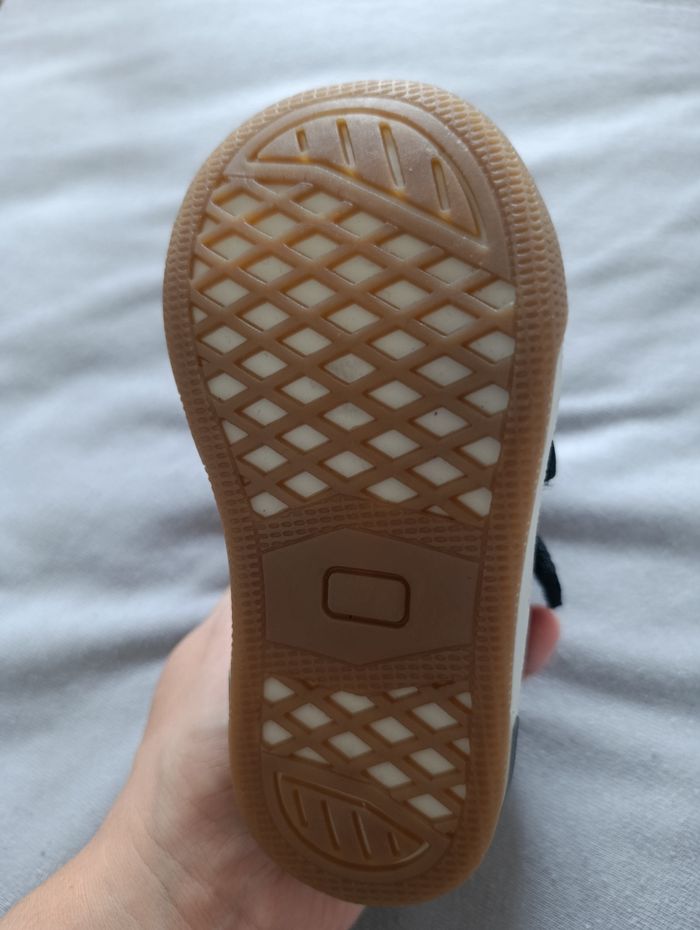 Chaussures bébé - photo numéro 4
