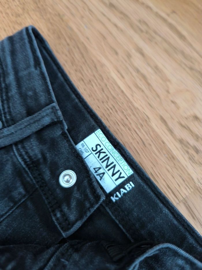 Lot de 4 pantalon 4/5 ans - photo numéro 2