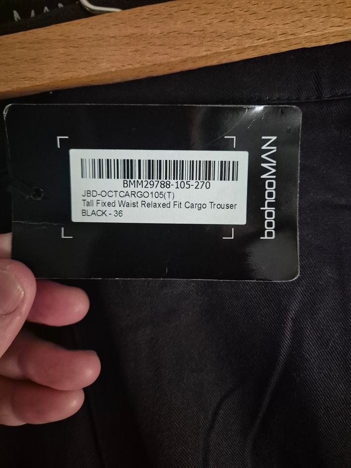 Pantalon cargo neuf - photo numéro 3