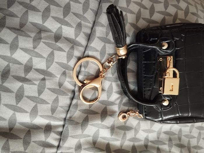 Petit porte monnaie neuf - photo numéro 5