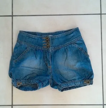 Short en jean 4 ans