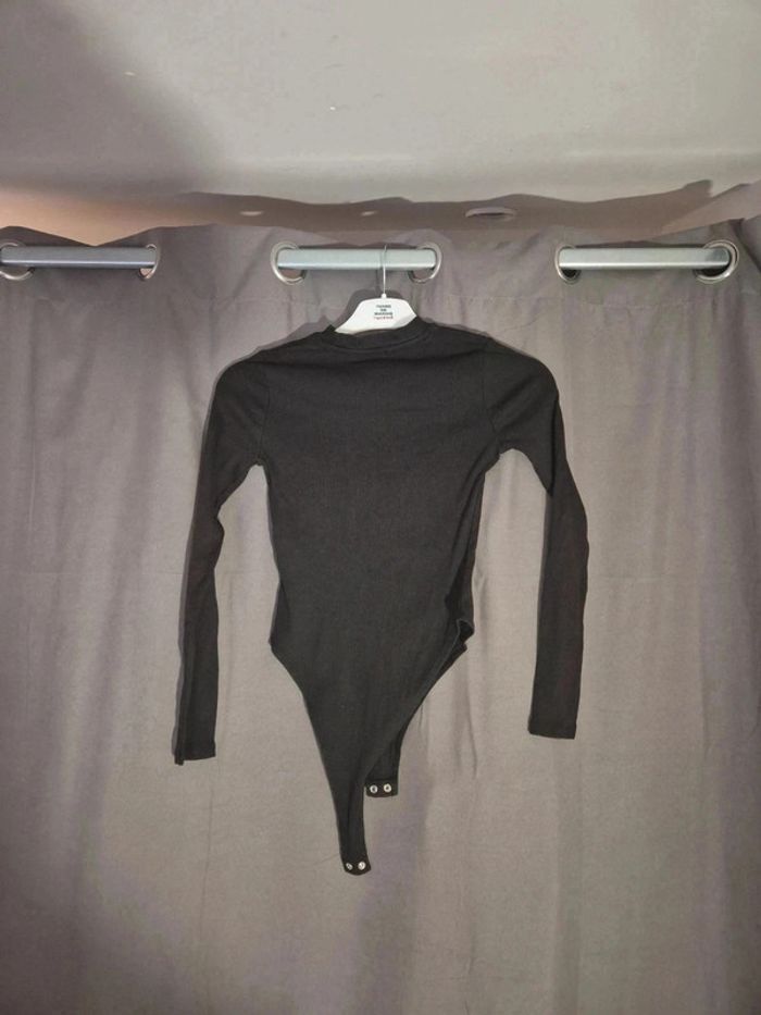 Bodies - photo numéro 8
