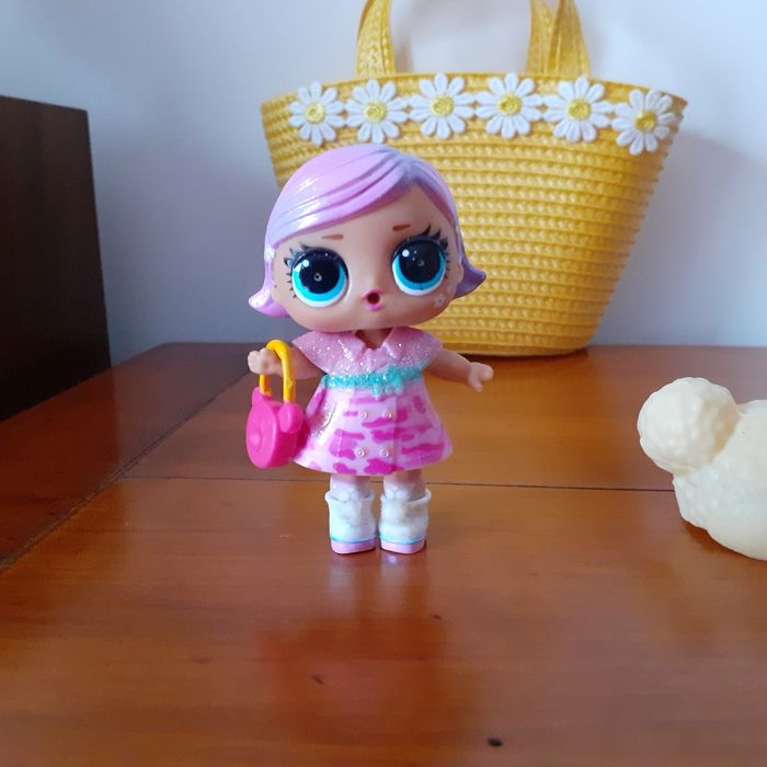 Figurine Poupée + 4 accessoires *L.O.L - photo numéro 4