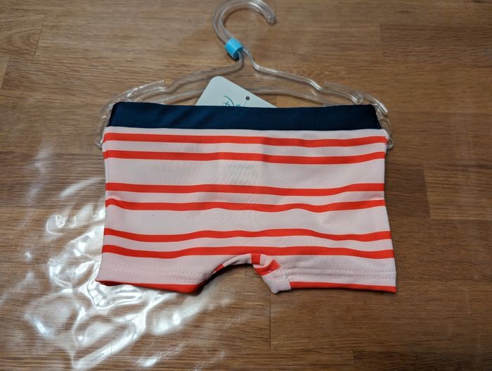 Maillot de bain Mickey garçon 6 mois Disney Neuf avec étiquette - photo numéro 4