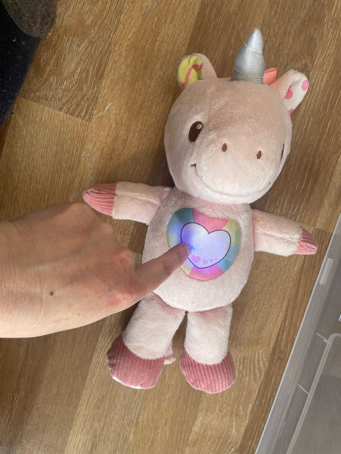 Maé ma licorne à câliner V-tech - photo numéro 4