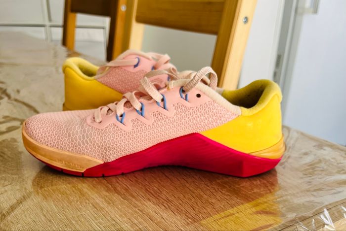 Baskets Metcon « Nike » taille 37,5 - photo numéro 5