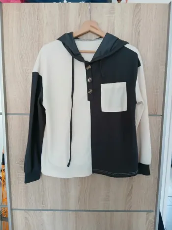 Stéatose noir beige et blanc à bouton S