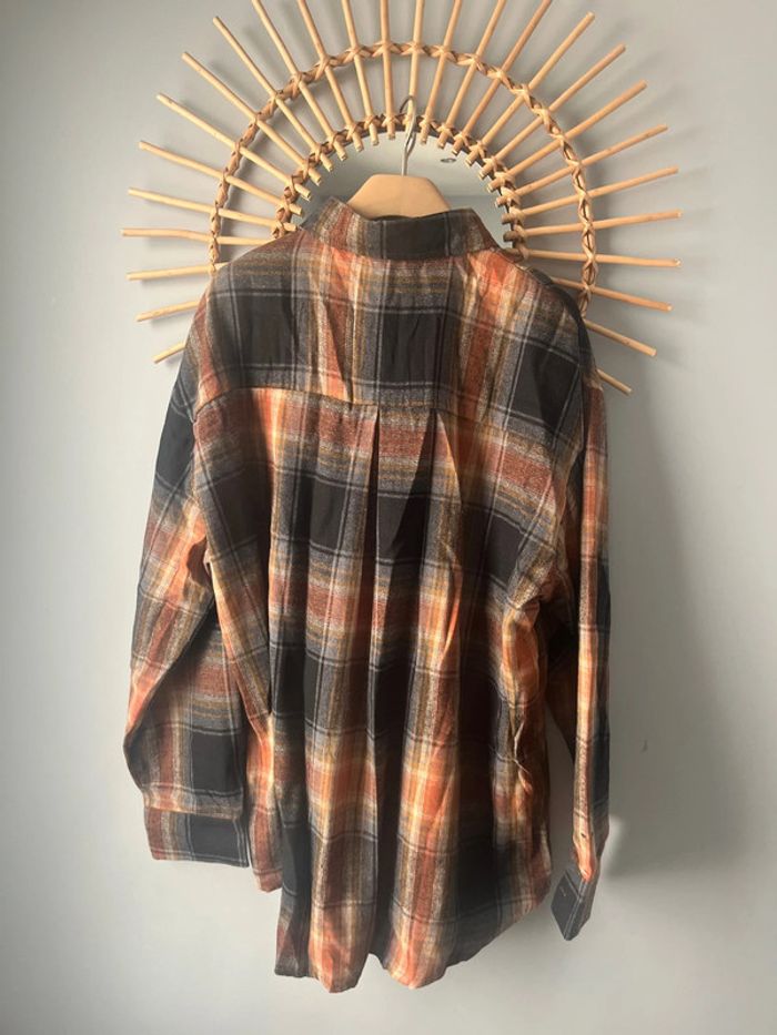 Chemise à carreau homme taille XL en très bon état porté une seule fois - photo numéro 5