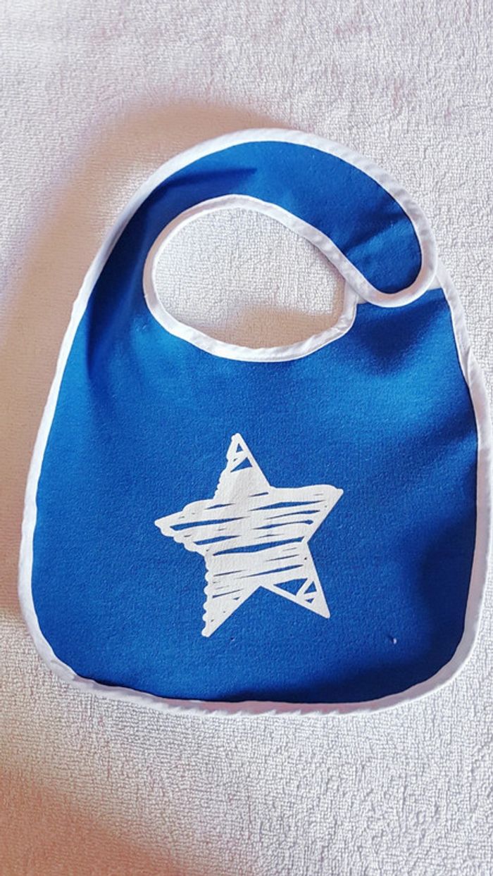 Bavoir dessous plastique carrefour