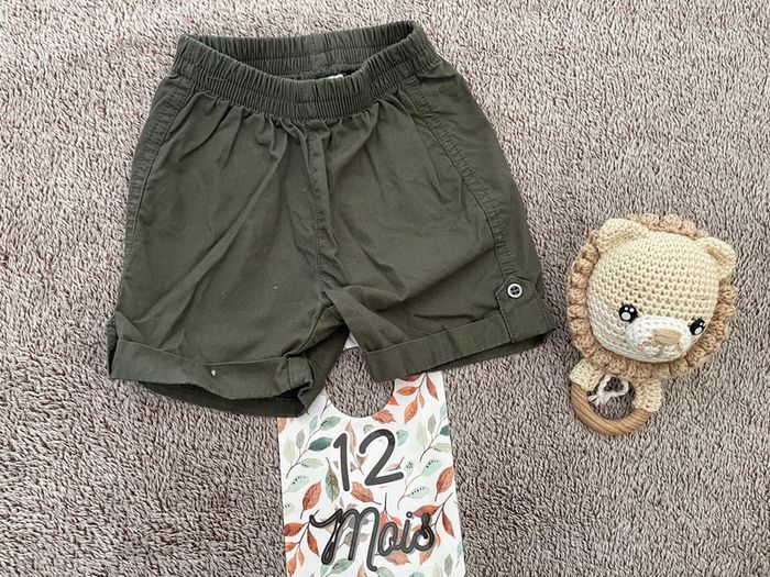 Short kaki
