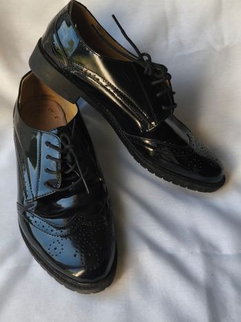 Richelieux oxford vernis noir P40