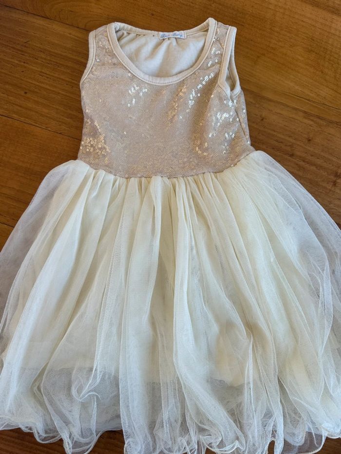 Robe de cérémonie à sequins et tulle