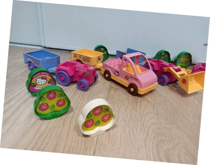 Lot construction hello kitty - photo numéro 2