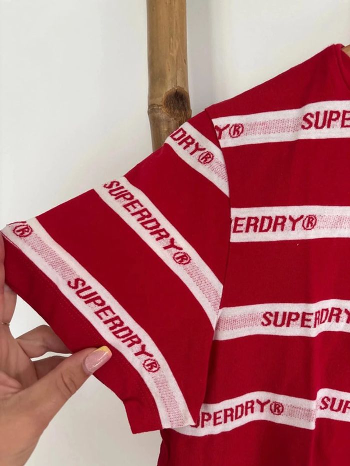 T-shirt rouge et blanc superdry - photo numéro 3