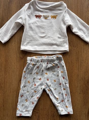 Ensemble pijama haut et bas ourson  2 mois blanc gris