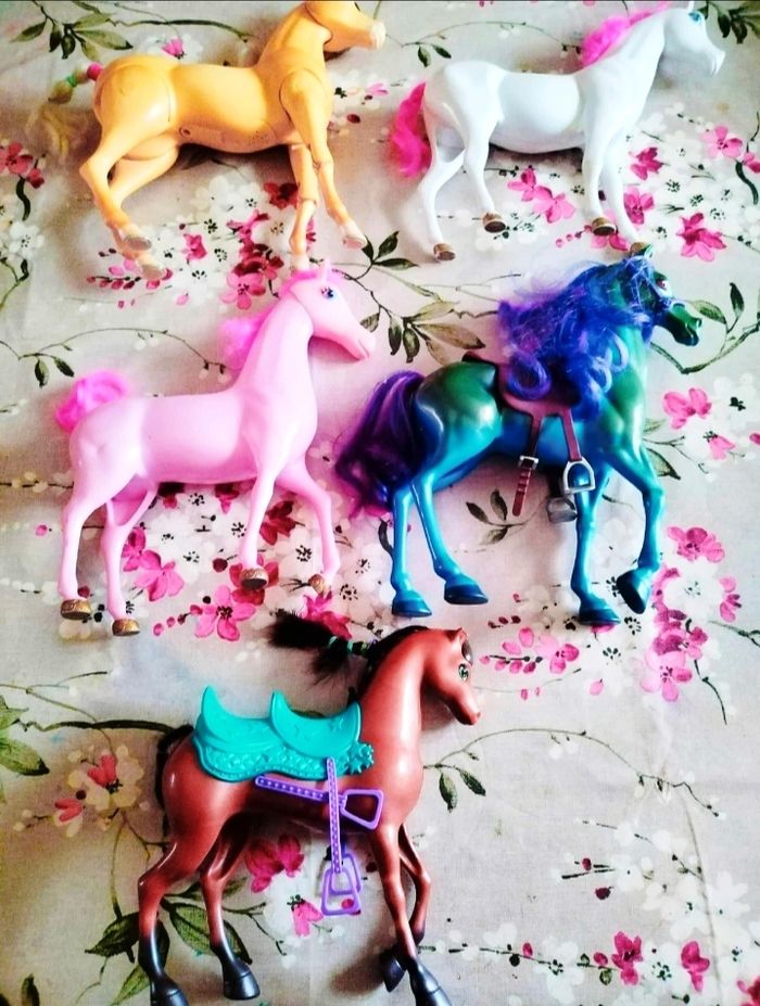 Lots de jouets chevaux