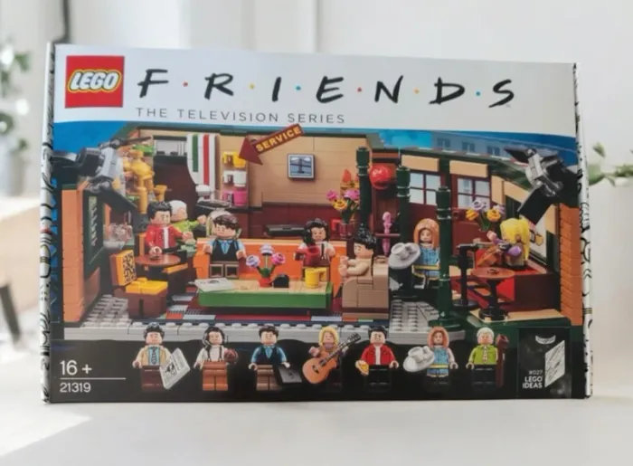Lego Friends Central Perk 21319