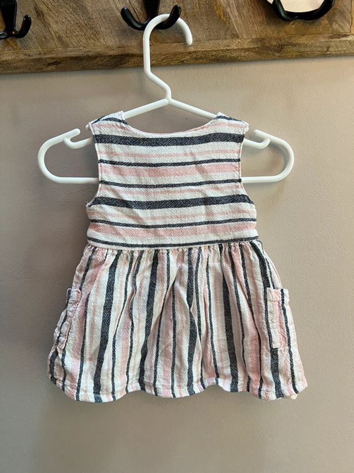 Robe rayée 6 mois - photo numéro 3