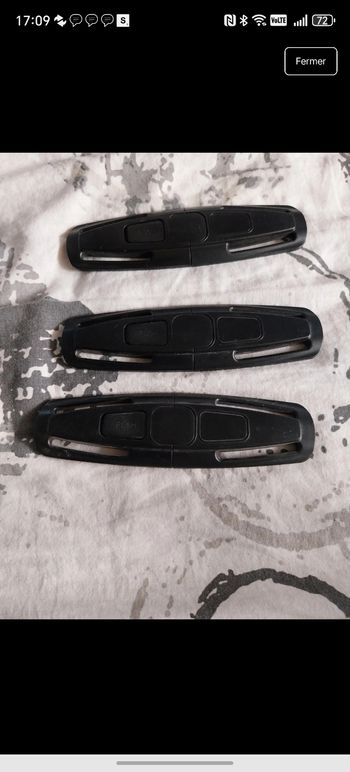 Clip sécurité pour sangle siège auto 