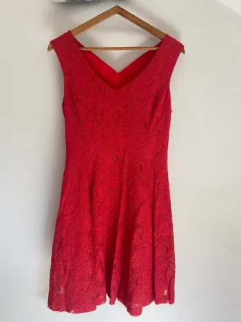 Robe rouge Manoukian