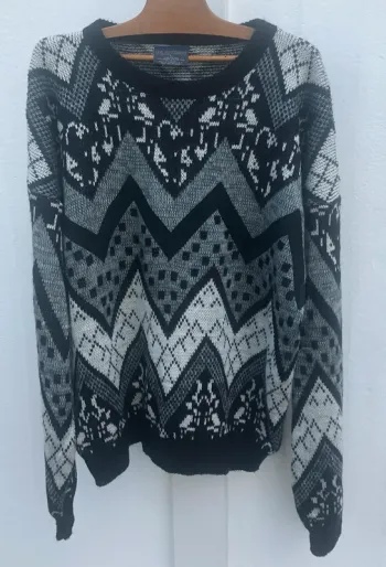 Playboy knit pullover vintage 80s black white Mens Large