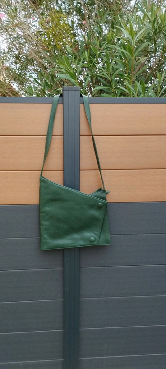 Sac bandoulière en cuir S.Cazenave