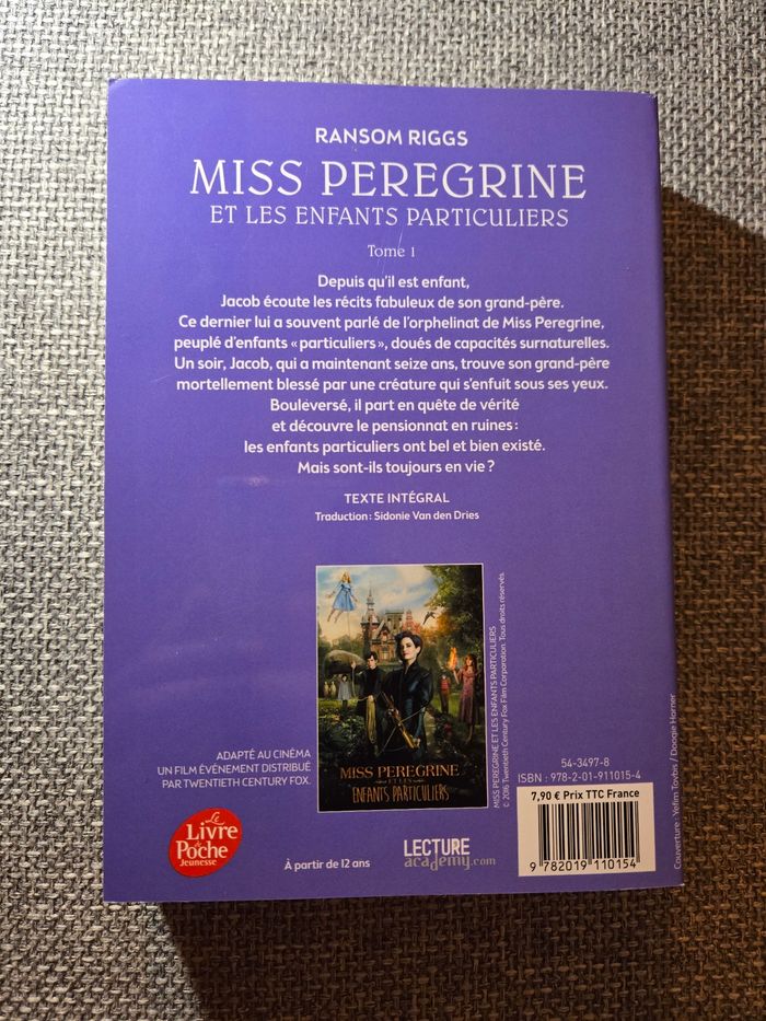 Livre "Miss Peregrine et les enfants particuliers" - photo numéro 2