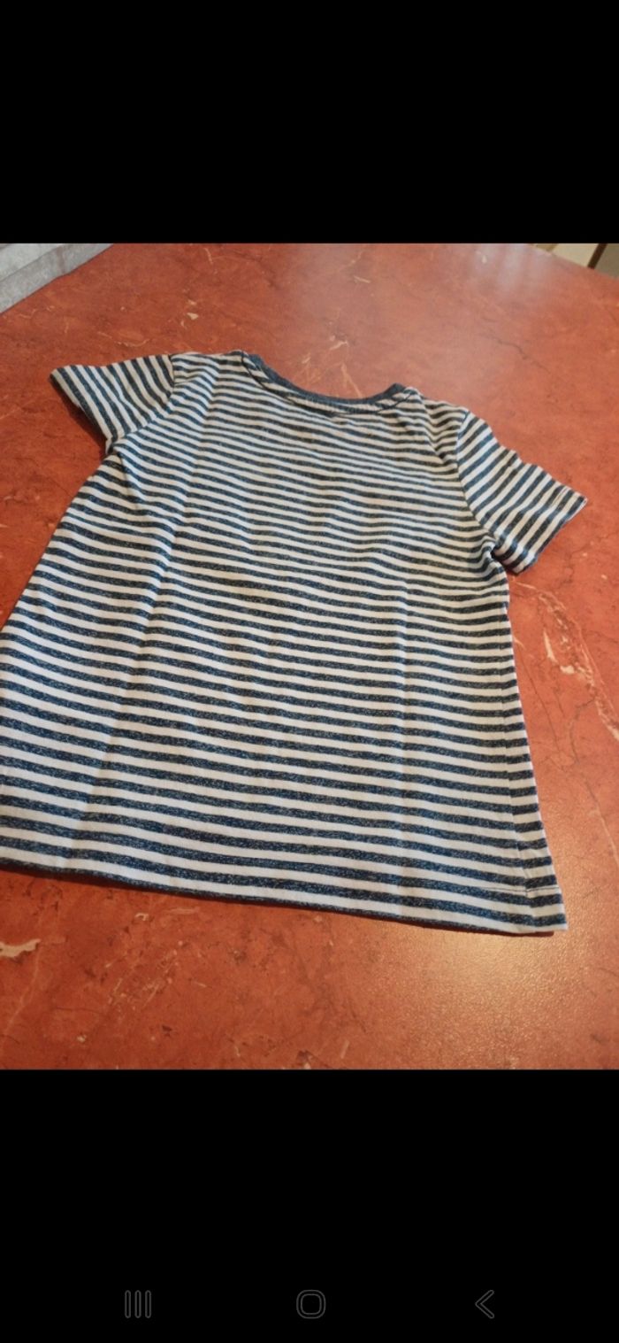T.shirt garçon taille 4 ans - photo numéro 3