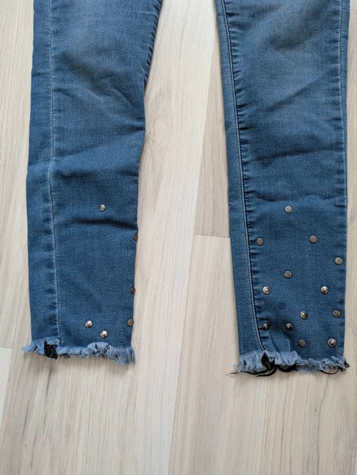 Jean femme taille 40 - photo numéro 2