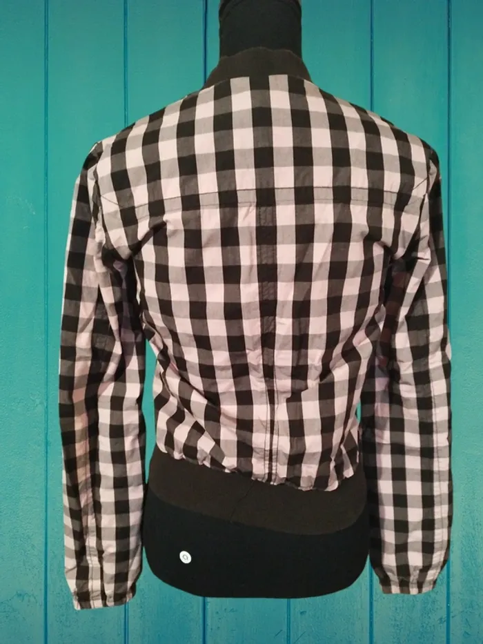 Veste - photo numéro 2