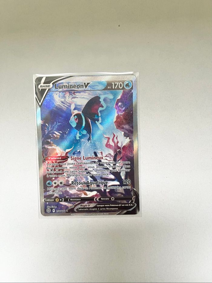 Carte Pokémon Lumineon V 156/172