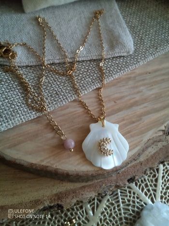 Collier pendentif coqu'illage naturel