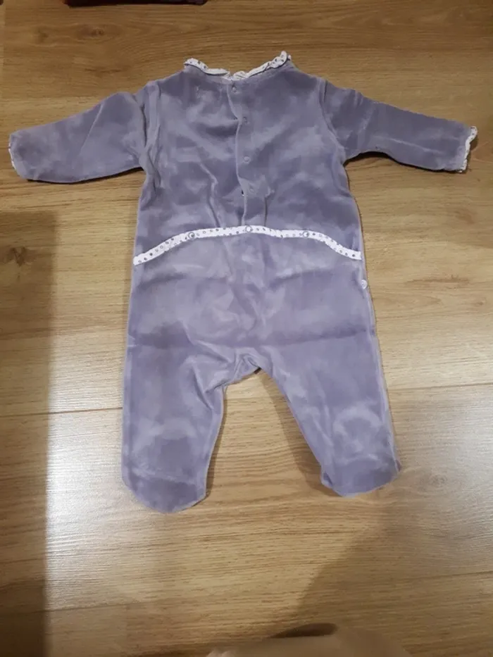 Pyjama velours obaibi 6mois - photo numéro 3