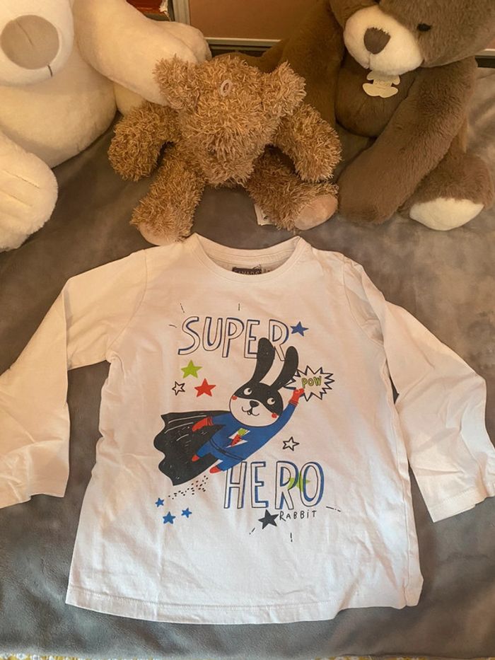 T-shirt
