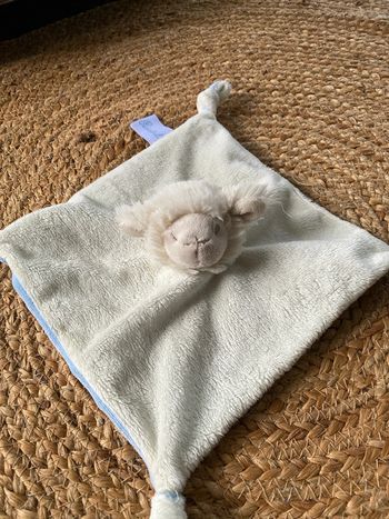 Doudou mouton agneau