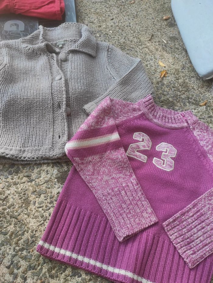 Lot 2 pulls hiver 6 ans