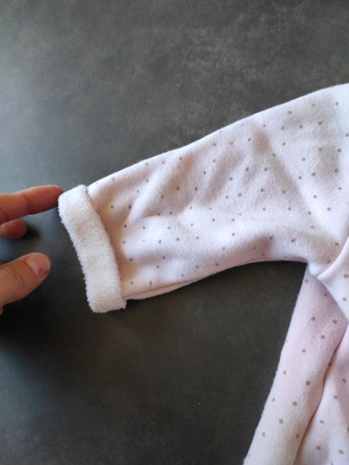 Pyjama 3 mois hiver - photo numéro 7