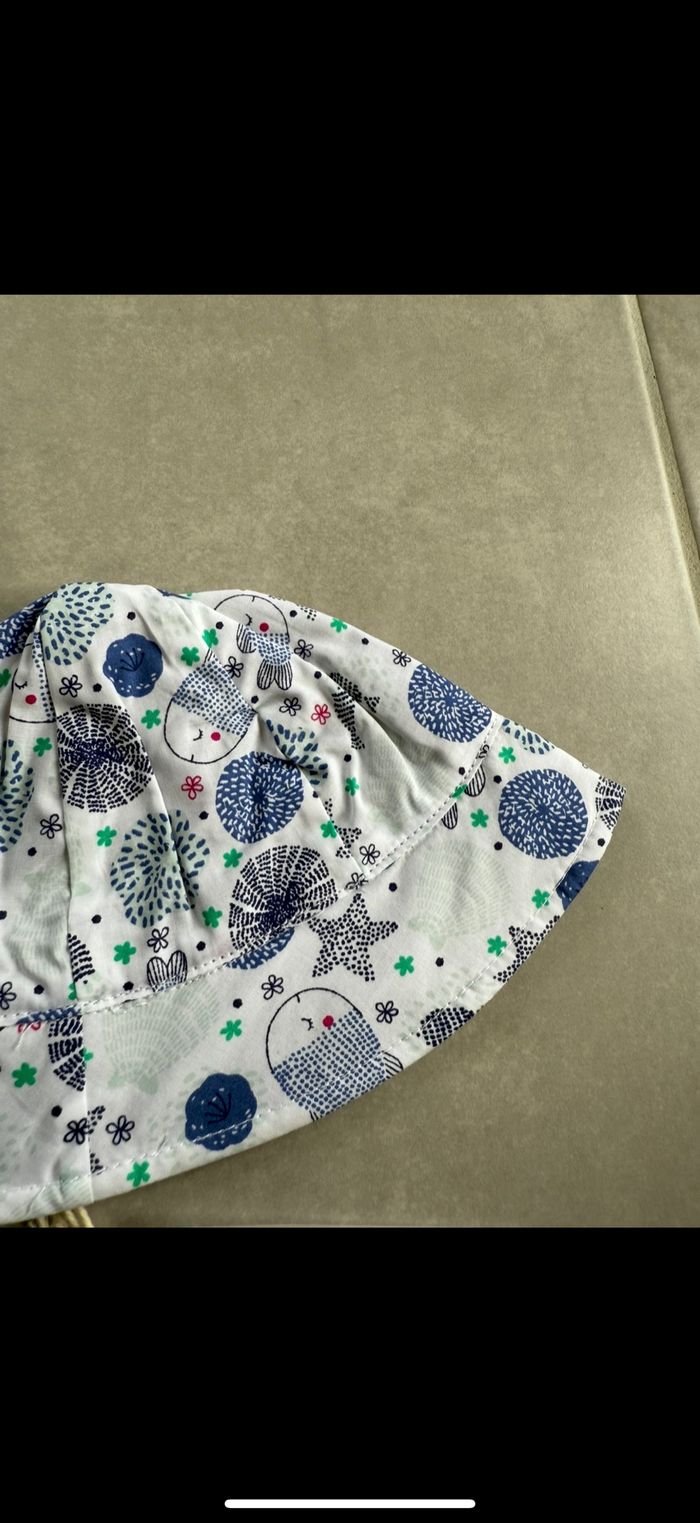 Chapeau / bob réversible 6/12 mois - photo numéro 5