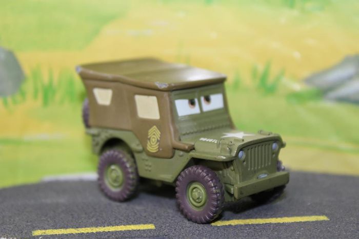 Disney Pixar cars Sarge - photo numéro 7